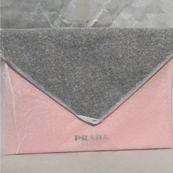 NWT! PRADA BEAUTY CLUTCH! LIMITED EDITION! PINK & BLACK! - Picture 5 of 7